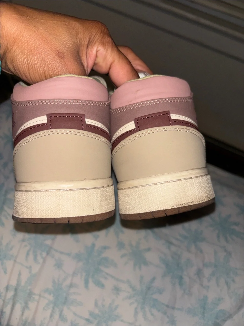 Jordan mid top